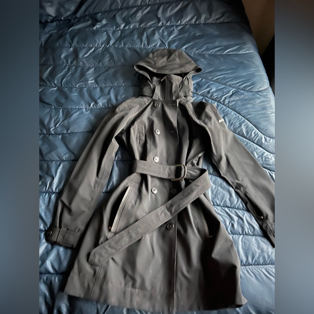Columbia Omni heat peacoat women’s small. Very lightly used
